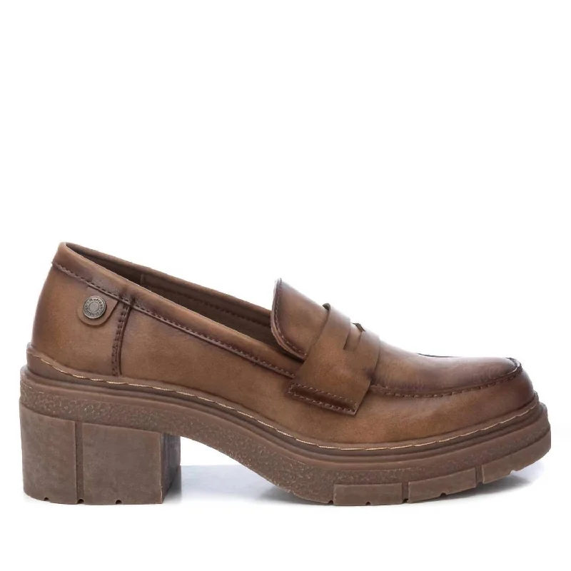 Women's Fur - Lined Loafers in Tan for a Cozy Winter Option Women's Casual Heeled Moccasins In Light Brown Women's Fur - Lined Loafers in Tan for a Cozy Winter Option Women's Casual Heeled Moccasins In Light Brown