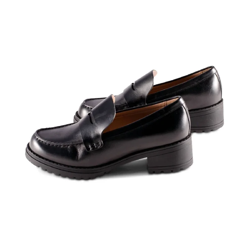 Women's Tassel - Trimmed Loafers with a Low Heel in Olive Green for a Trendy Twist Women's Camea Lug Loafer In Black Leather Women's Tassel - Trimmed Loafers with a Low Heel in Olive Green for a Trendy Twist Women's Camea Lug Loafer In Black Leather