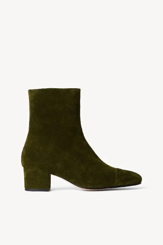 Women's Wedge - Heeled Ankle Boots in Navy Blue for a Comfortable and Trendy OptionAIMEE SHORT BOOT | OLIVE SUEDE Women's Wedge - Heeled Ankle Boots in Navy Blue for a Comfortable and Trendy OptionAIMEE SHORT BOOT | OLIVE SUEDE