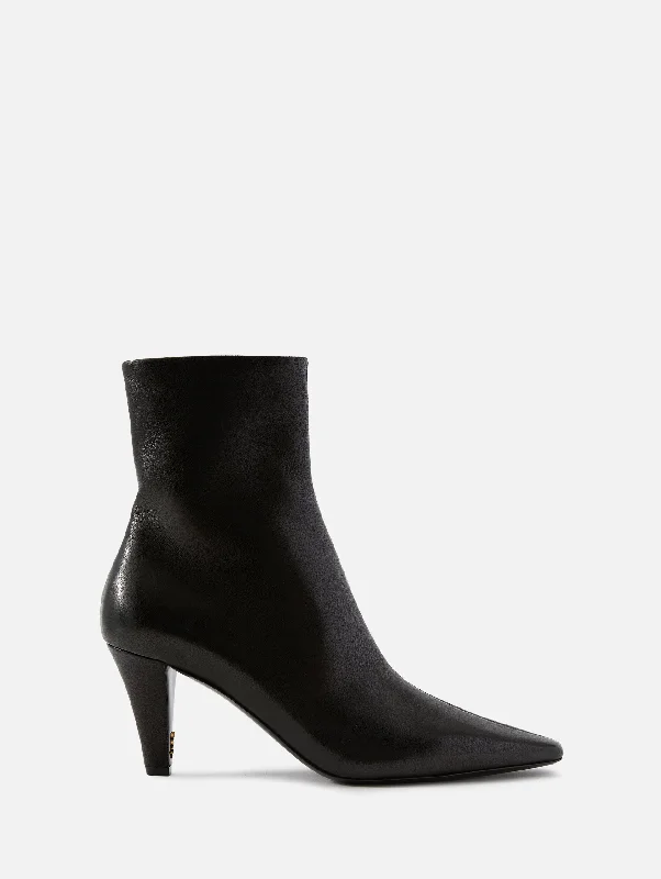Women's Platform Chelsea Boots in Black for a Modern and Fashion - Forward AppearanceJill Bootie 75mm Women's Platform Chelsea Boots in Black for a Modern and Fashion - Forward AppearanceJill Bootie 75mm