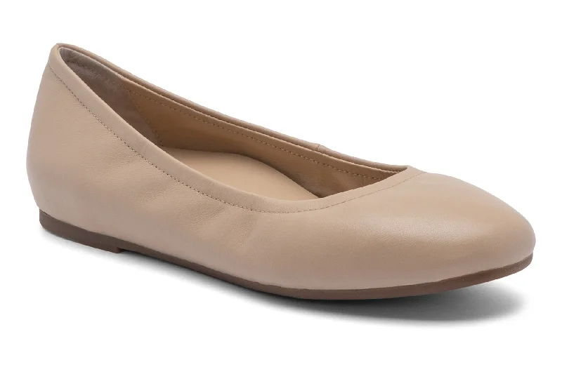 Women's Tassel - Trimmed Loafers with a Low Heel in Olive Green for a Trendy TwistPromenade Flat Metatarsal Women's Tassel - Trimmed Loafers with a Low Heel in Olive Green for a Trendy TwistPromenade Flat Metatarsal