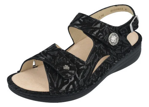 Women's Strappy Gladiator Sandals with Buckle Closures in Tan for a Boho LookBarbuda - Black Delizia Women's Strappy Gladiator Sandals with Buckle Closures in Tan for a Boho LookBarbuda - Black Delizia