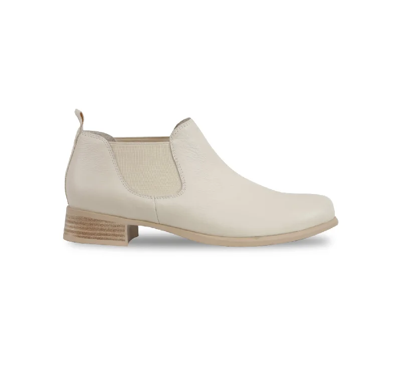 Lightweight Women's Mesh - Paneled Loafers in White for BreathabilityBEDFORD