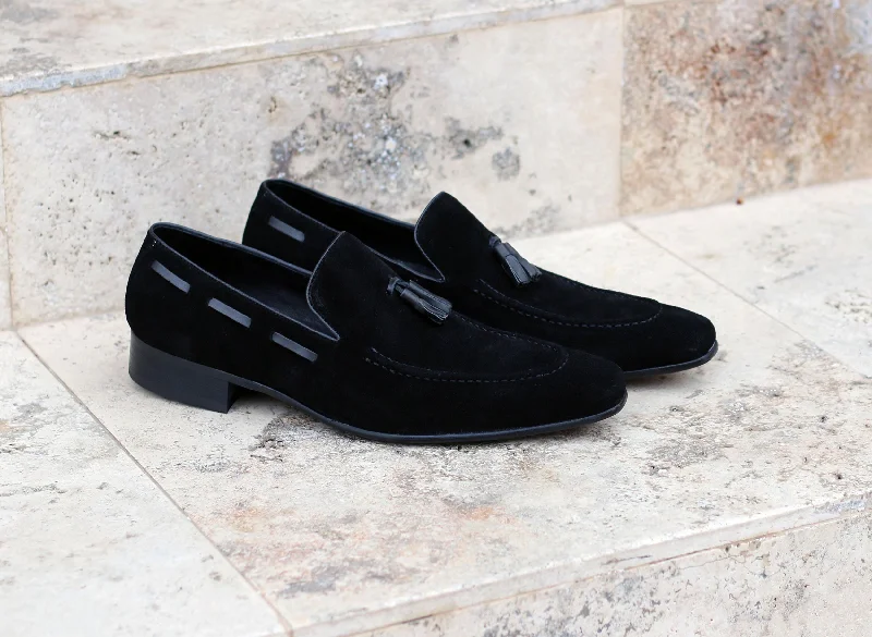 Women's Bow - Embellished Loafers in Red for a Feminine TouchStyle: 1377-05S-Black