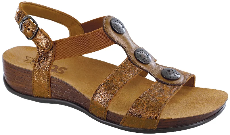 Women's Leather - Strapped Sandals with a Braided Detail in Brown for a Rustic AppealClover - Crackel Bronze