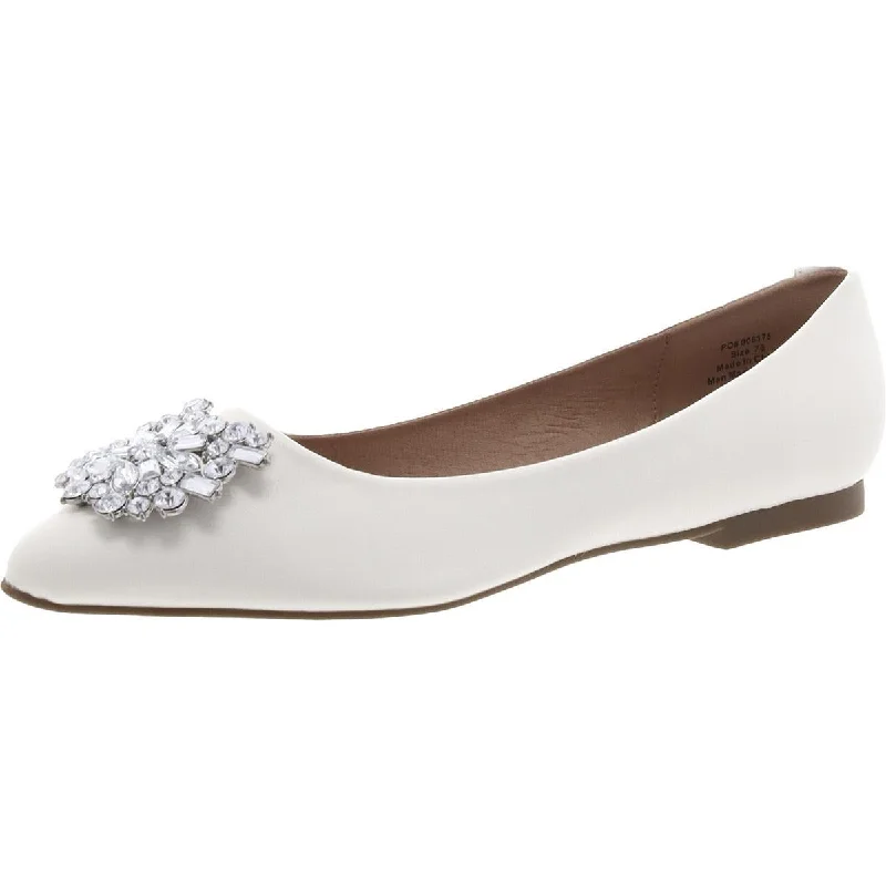 Women's Rhinestone - Embellished Oxfords in Silver for a Sparkly Party LookJournee Collection Womens Faux Leather Embellished Moccasins Women's Rhinestone - Embellished Oxfords in Silver for a Sparkly Party LookJournee Collection Womens Faux Leather Embellished Moccasins