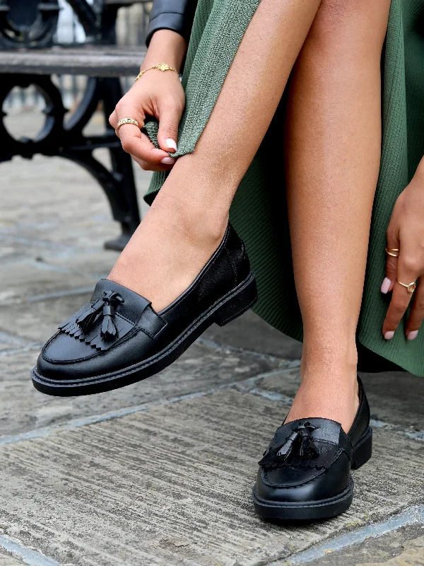 Sustainable Women's Recycled Material Loafers in Gray for Eco - Conscious ShoppersKAMILLE