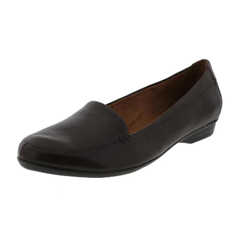Women's Patent Leather Oxfords with a Glossy Finish in Gold for a Glamorous Night OutNaturalizer Womens Saban Comfort Insole Loafers Women's Patent Leather Oxfords with a Glossy Finish in Gold for a Glamorous Night OutNaturalizer Womens Saban Comfort Insole Loafers