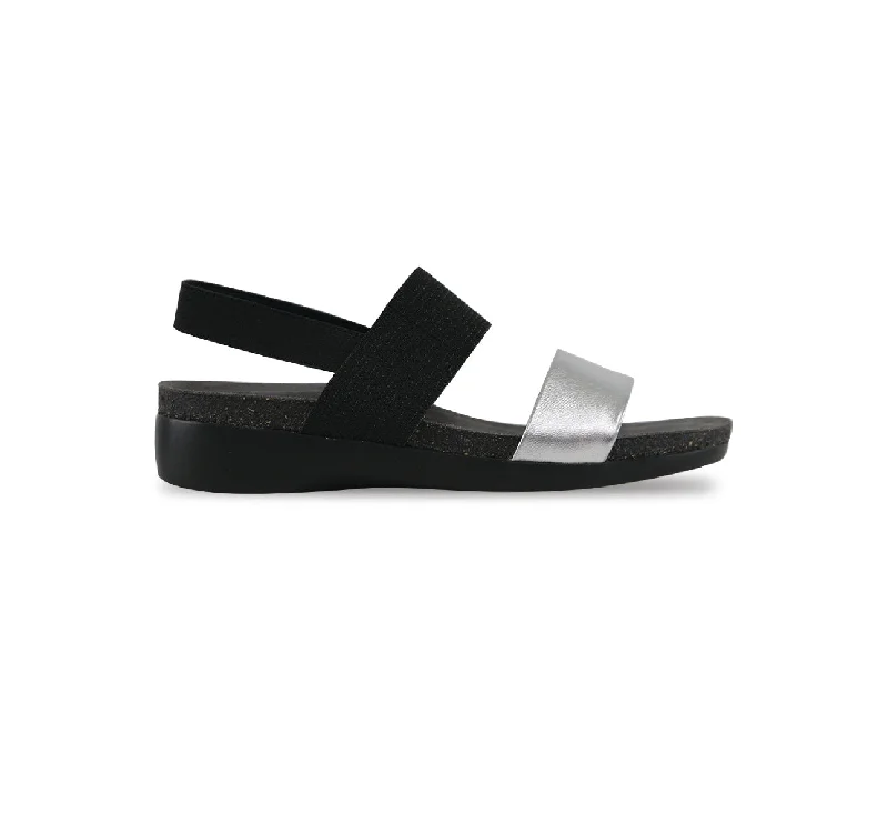 Plus Size Women's Wide - Fit Penny Loafers in Black for All - Day ComfortPISCES
