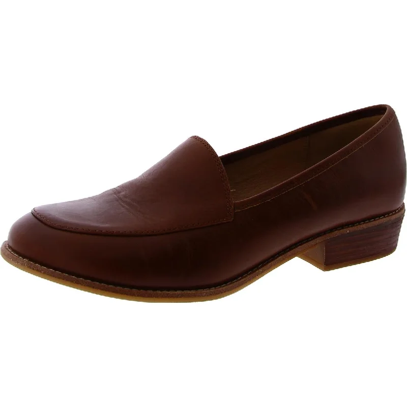 Women's Patent Leather Oxfords with a Glossy Finish in Gold for a Glamorous Night OutSofft Womens Leather Block Heel Loafers Women's Patent Leather Oxfords with a Glossy Finish in Gold for a Glamorous Night OutSofft Womens Leather Block Heel Loafers