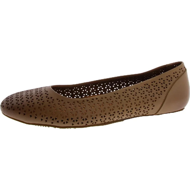 Women's Patent Leather Oxfords with a Glossy Finish in Gold for a Glamorous Night OutSoftWalk Womens Leather Slip On Flat Shoes Women's Patent Leather Oxfords with a Glossy Finish in Gold for a Glamorous Night OutSoftWalk Womens Leather Slip On Flat Shoes