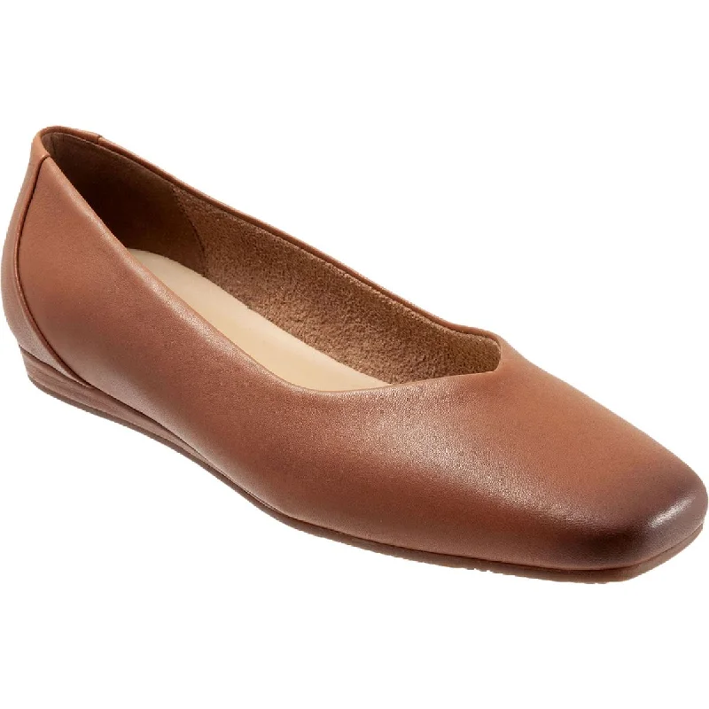 Women's Patent Leather Oxfords with a Glossy Finish in Gold for a Glamorous Night OutSoftWalk Womens Vellore Comfort Insole Flats Women's Patent Leather Oxfords with a Glossy Finish in Gold for a Glamorous Night OutSoftWalk Womens Vellore Comfort Insole Flats