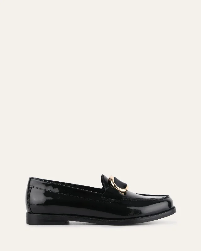 Sustainable Women's Recycled Material Loafers in Gray for Eco - Conscious ShoppersTAMARA LOAFERS BLACK PATENT