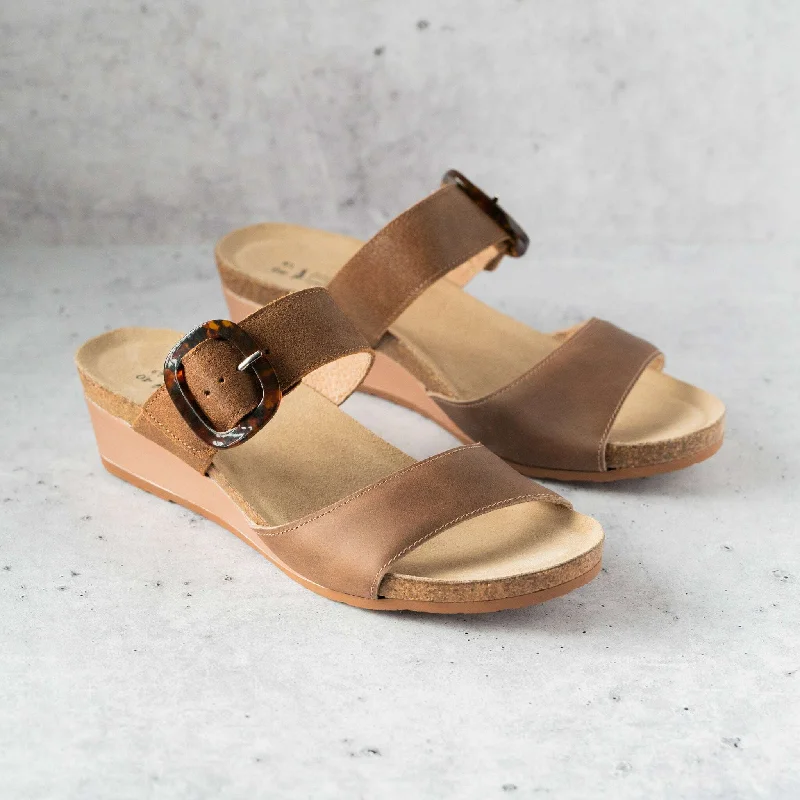 Bark Nubuck/Antique Brown Leather