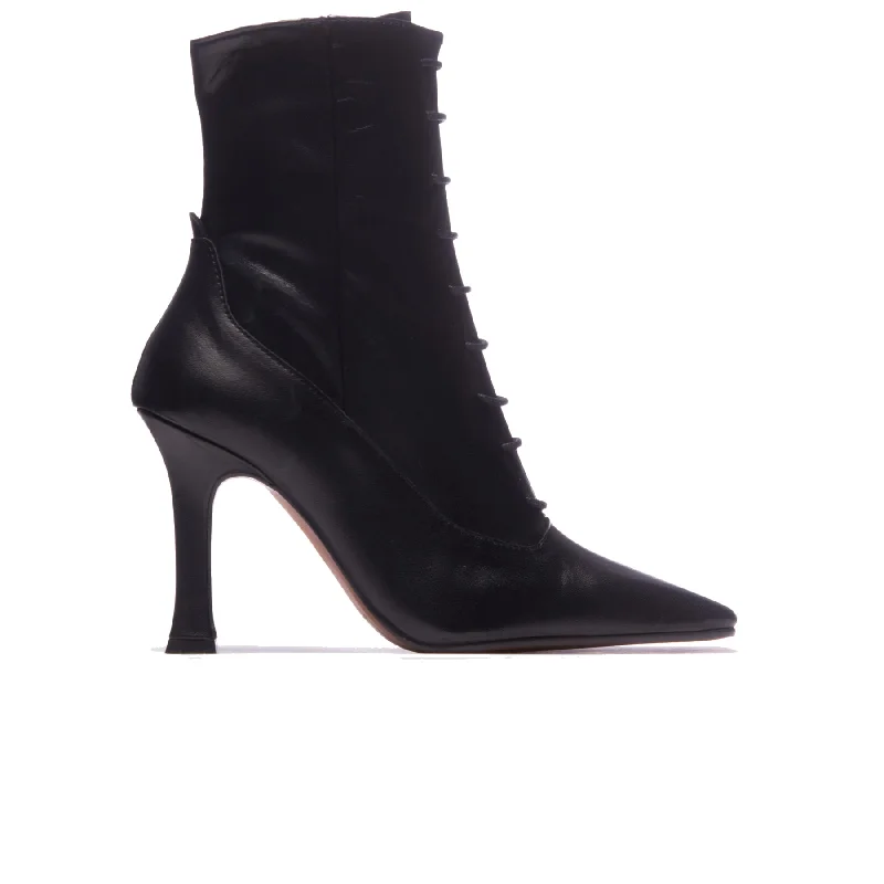 women's ankle boots with block heelsAdelaine Black Leather