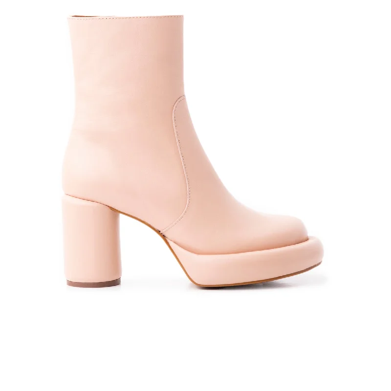 women's ankle boots for fashion-forwardBrody Nude Leather