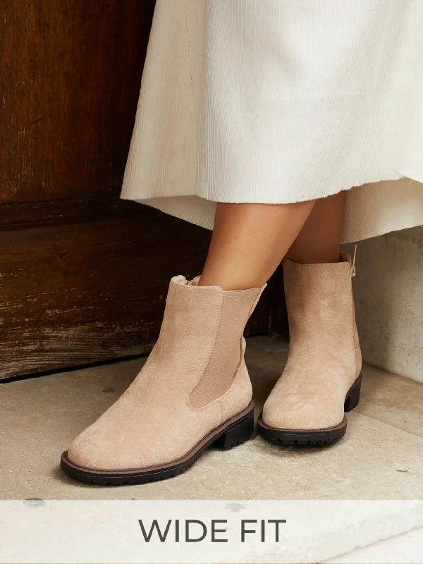women's ankle boots with embroideryHOLLAND
