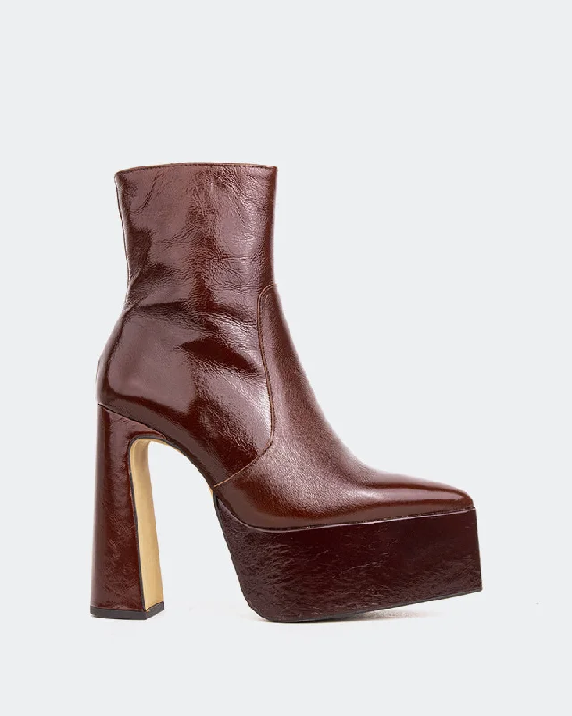 women's ankle boots for workSarov Chestnut Leather