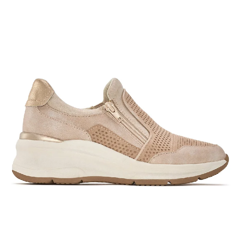 Women's casual slip - on shoes for easy wearOuting