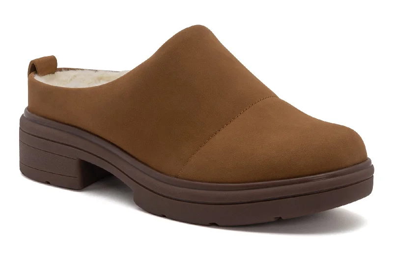 Lace - up women's casual shoes for a secure fitVista Clog