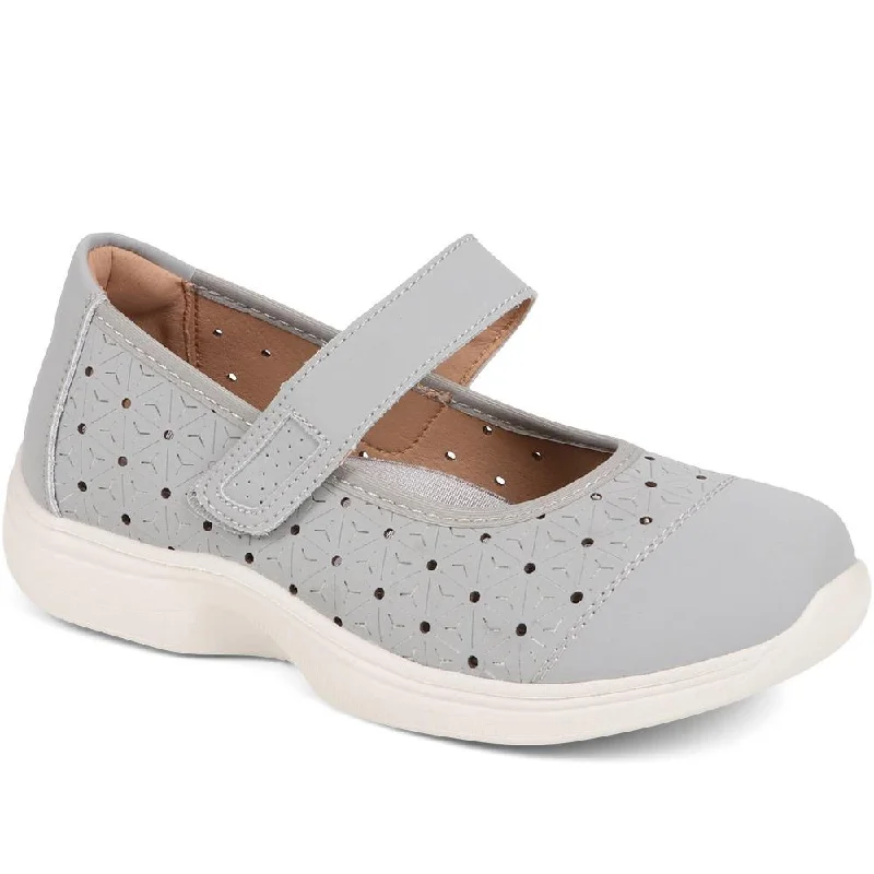 Women's casual trainers with a sporty edgeExtra Wide Mary Janes - CORALIE / 321 072