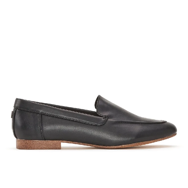 Women's casual trainers with a sporty edgeFelipa II
