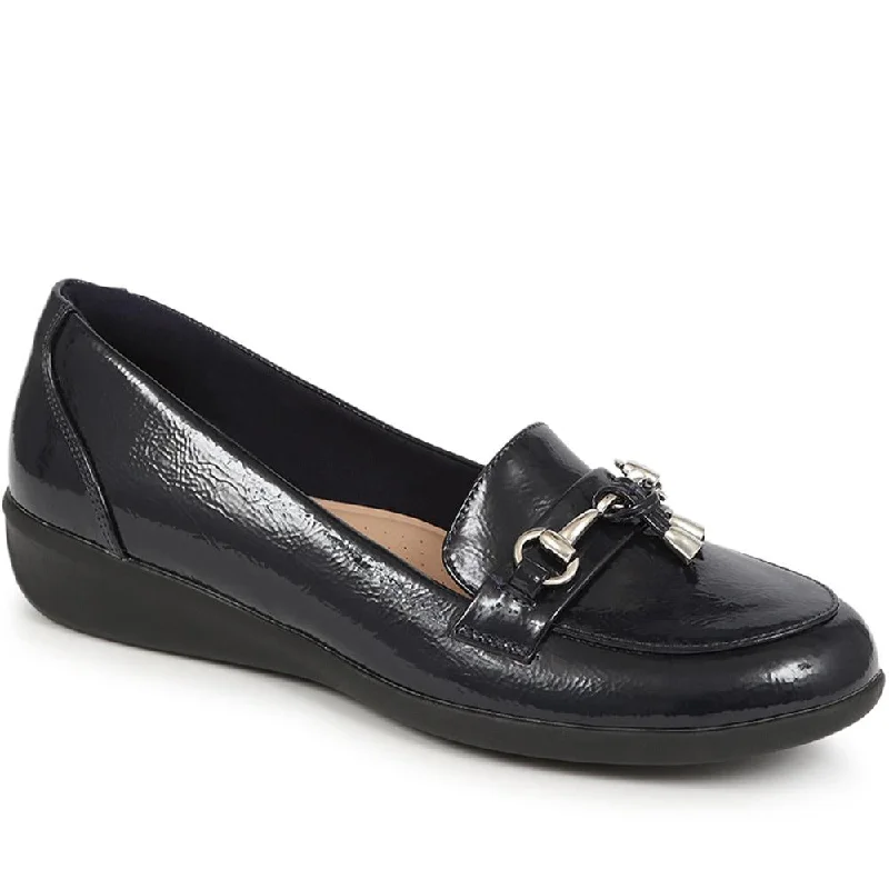 Women's casual sneakers for an active lifestyleHeeled Loafers  - MAIN40005 / 326 234