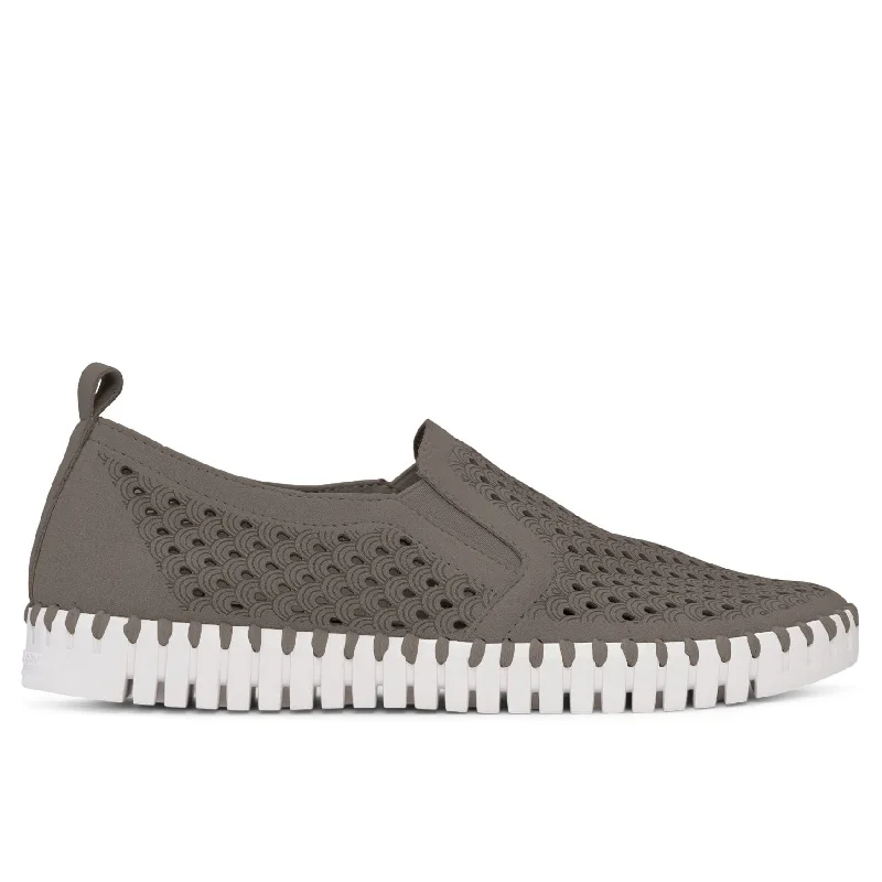 Leather women's casual shoes with a classic touchILSE JACOBSEN TULIP W/ GORING - FALCON TAUPE - TULIP140232