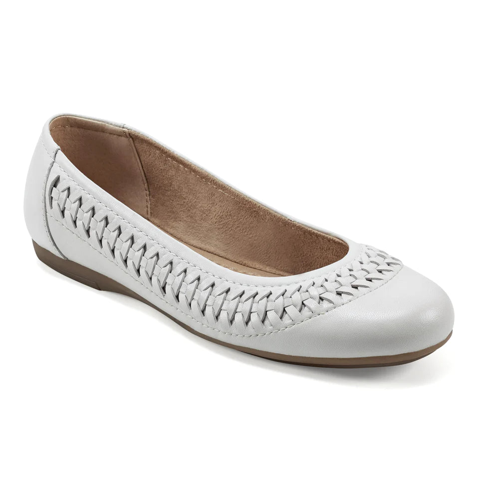 Women's casual wedge shoes with a stylish liftEarth Jett Ivory 150