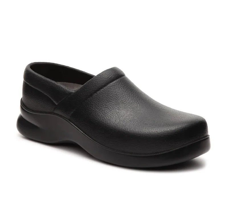 Women's Block Heel Mules in Dark Green with Cut - Out Details for a Stylish EdgeUnisex Boca Clog In Black Women's Block Heel Mules in Dark Green with Cut - Out Details for a Stylish EdgeUnisex Boca Clog In Black