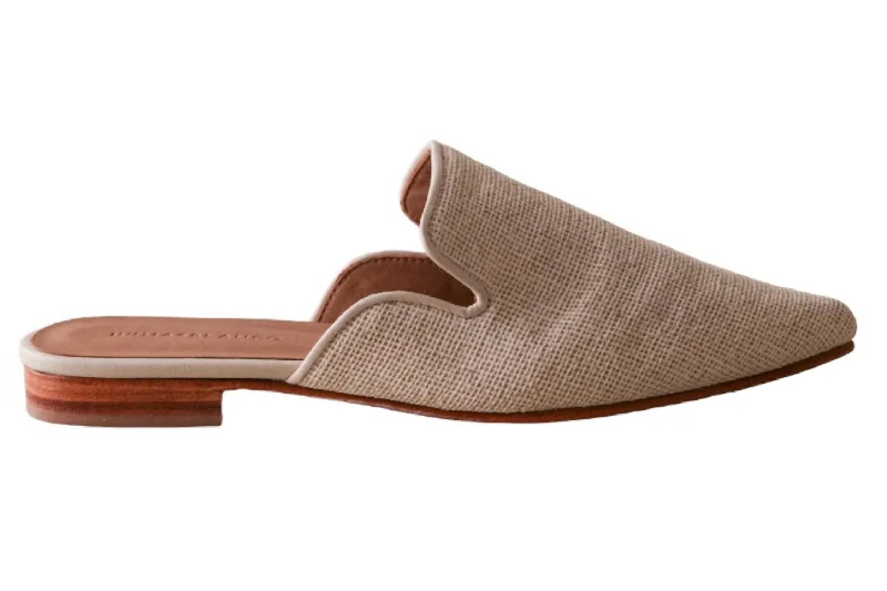 Plus Size Women's Metallic Mules in Rose Gold for a Glamorous and Trendy StyleWomen's Ilaria Mule In Natural Jute Plus Size Women's Metallic Mules in Rose Gold for a Glamorous and Trendy StyleWomen's Ilaria Mule In Natural Jute