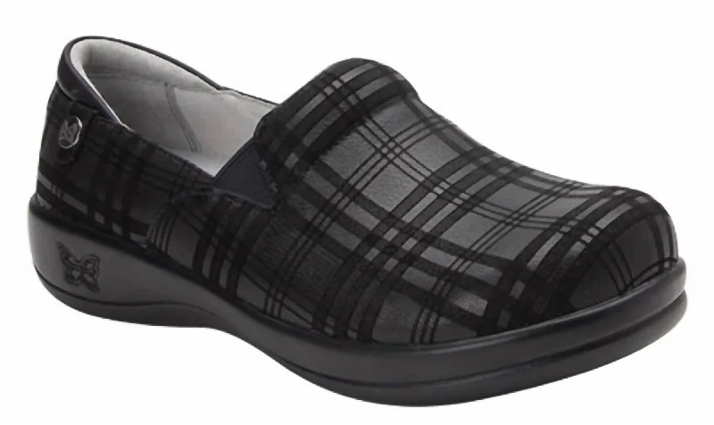 Women's Glitter Mules in Silver for a Shiny and Eye - Catching New Year's PartyWomen's Keli Shoes In Plaid To Meet You Women's Glitter Mules in Silver for a Shiny and Eye - Catching New Year's PartyWomen's Keli Shoes In Plaid To Meet You