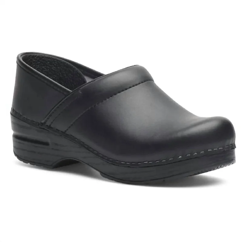 Women's Slip - On Leather Mules with Gold Buckles in Black for a Classic and Sophisticated StyleWomens Professional Box Clog In Black Women's Slip - On Leather Mules with Gold Buckles in Black for a Classic and Sophisticated StyleWomens Professional Box Clog In Black
