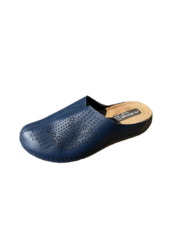 Women's Tassel - Trimmed Mules in Beige for a Laid - Back and Bohemian LookWomen's Slip-On Mule In Navy Women's Tassel - Trimmed Mules in Beige for a Laid - Back and Bohemian LookWomen's Slip-On Mule In Navy